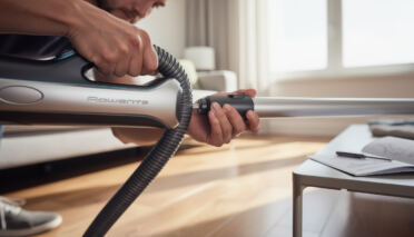 apprenez facilement à changer le flexible de votre aspirateur balai rowenta grâce à notre guide étape par étape simple et rapide.